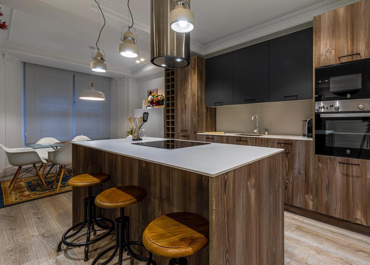 110 M2 Central Apartment In Abando Close To Guggenheim With Parking بلباو المظهر الخارجي الصورة