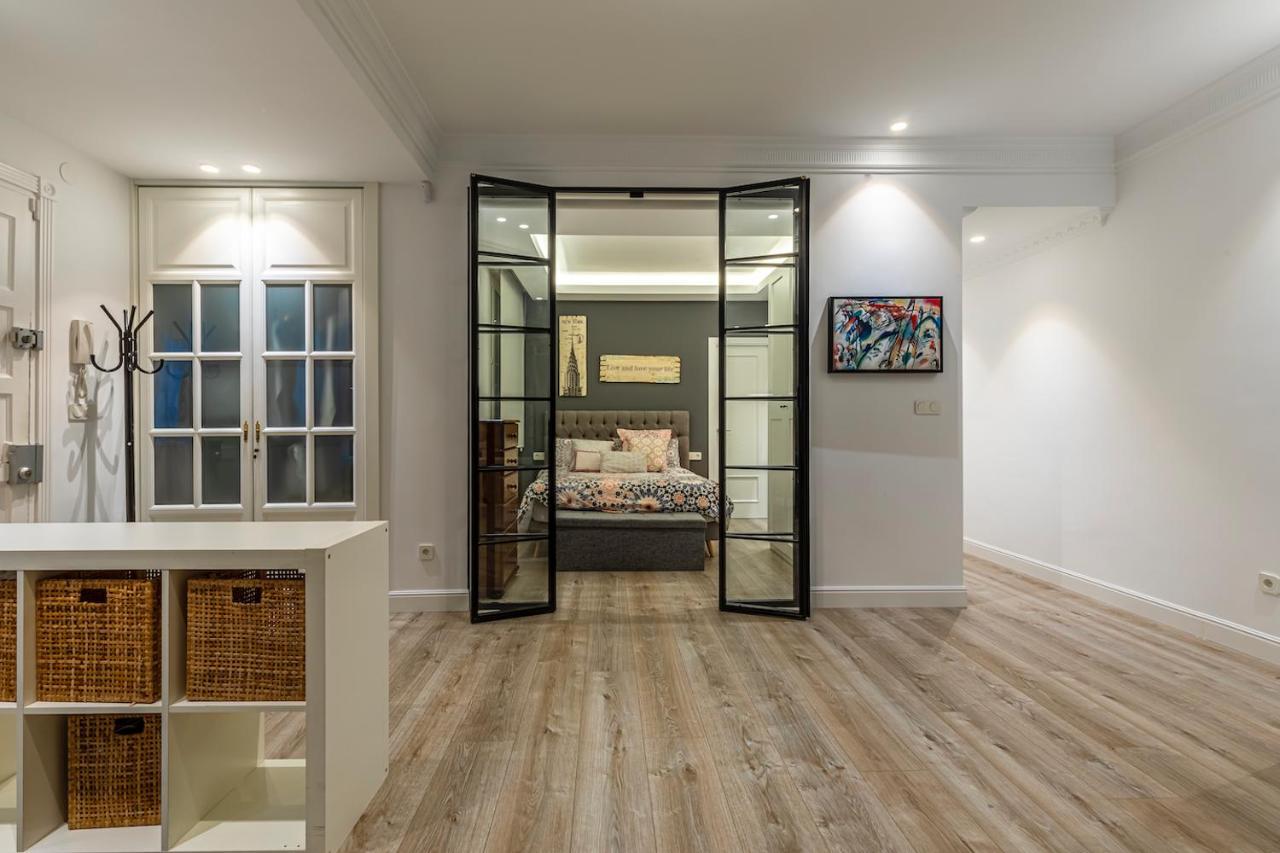 110 M2 Central Apartment In Abando Close To Guggenheim With Parking بلباو المظهر الخارجي الصورة