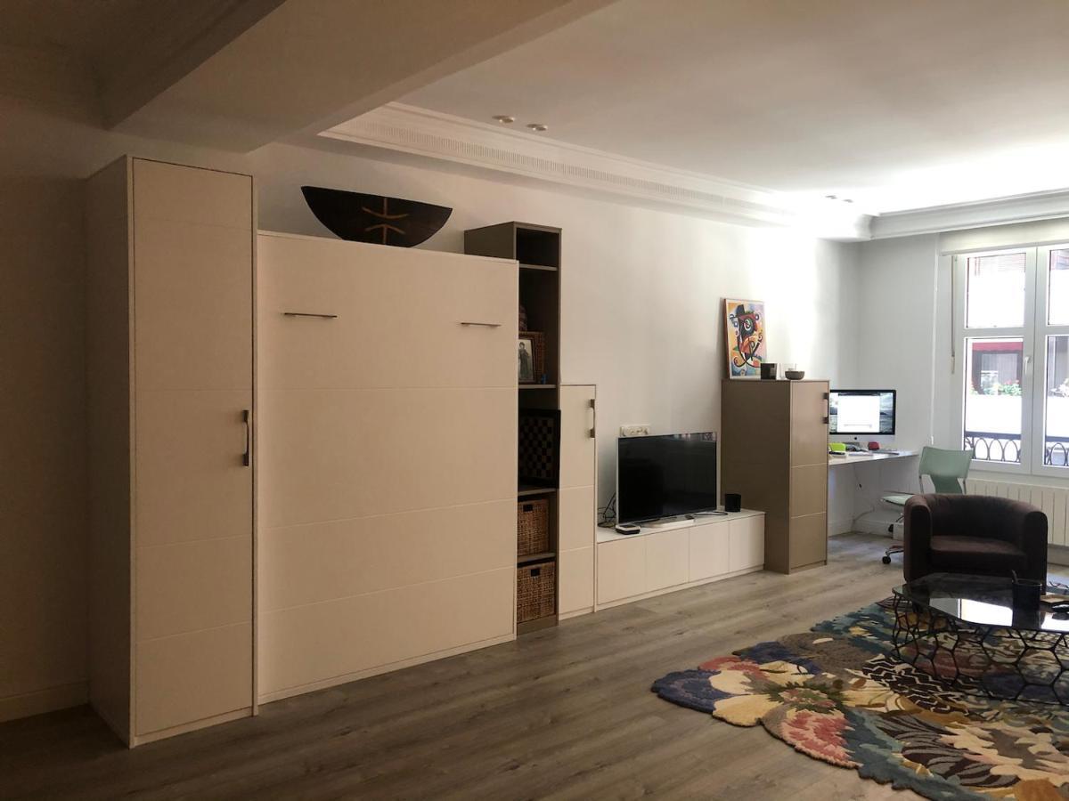 110 M2 Central Apartment In Abando Close To Guggenheim With Parking بلباو المظهر الخارجي الصورة