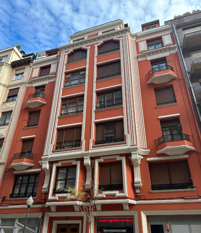 110 M2 Central Apartment In Abando Close To Guggenheim With Parking بلباو المظهر الخارجي الصورة